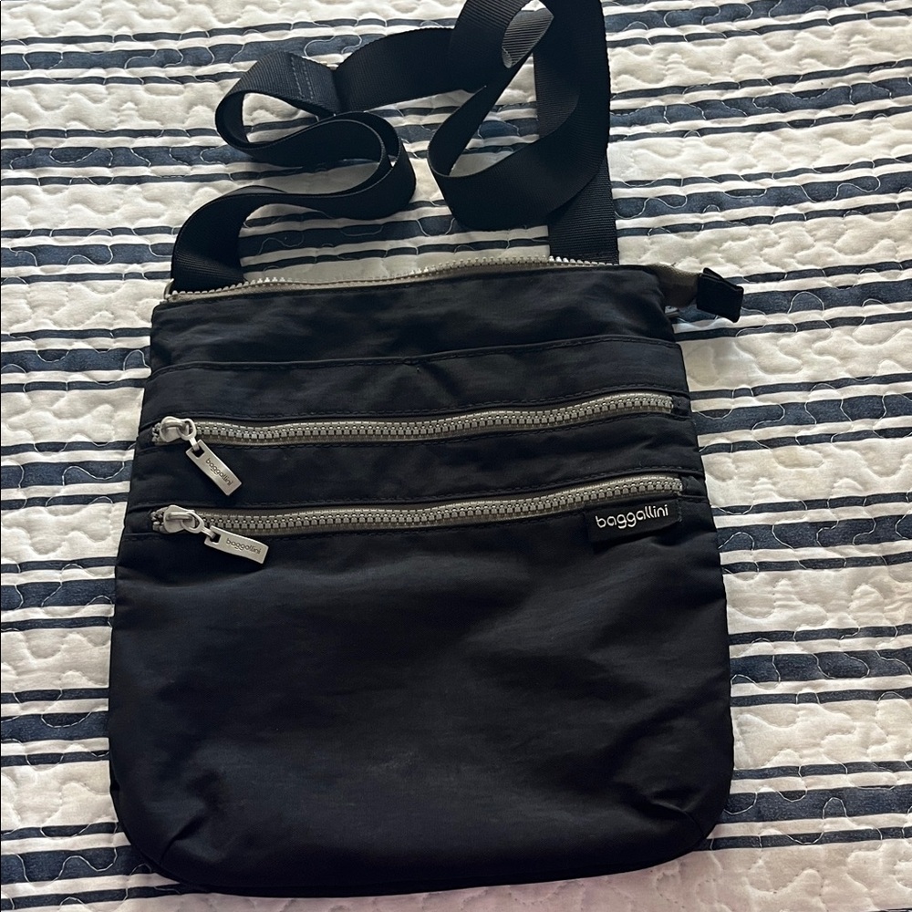 Baggallini Black Messenger Bag with Silver Accents